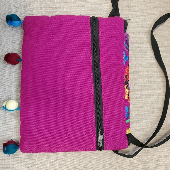 Handmade Mexican crossbody bag - Picture 2 of 4